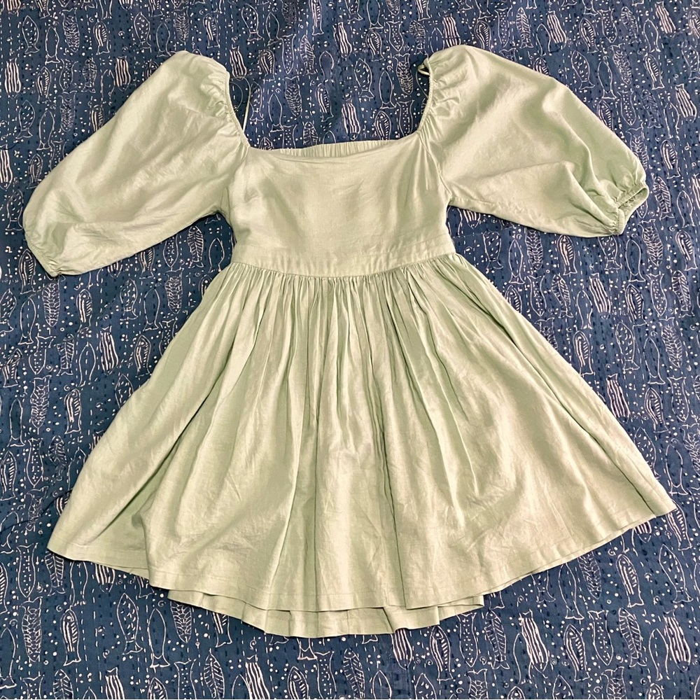 Light Green Puff Sleeve Mini Dress